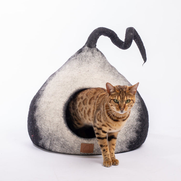 Felted Wool Cat Cave with Tail, Burst Design, photo 4