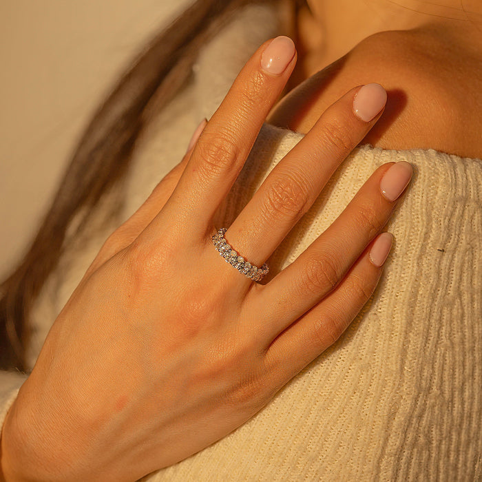 Anillo de eternidad de talla ovalada con zirconias cúbicas, foto 2