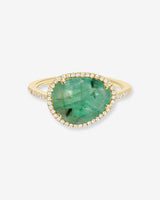 Anillo de esmeralda con diamantes en oro de 14K