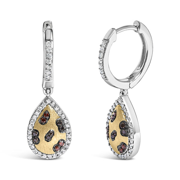 Aretes colgantes de pera con diamantes multicolor de 1/3 ct. p.t. en plata de ley bañada en oro amarillo de 10K, foto 2