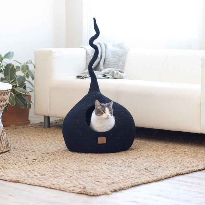 Felted Wool Cat Cave with Tail, Night Black, photo 4