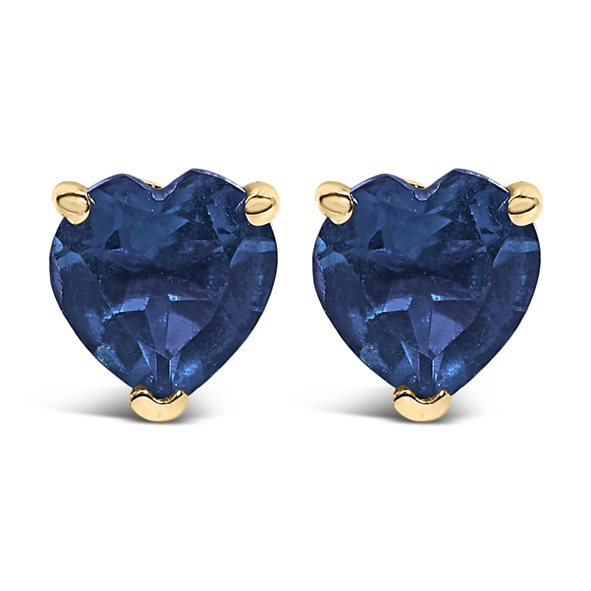 Aretes de botón solitarios con gema talla corazón de 5mm en oro de 14K, foto 1