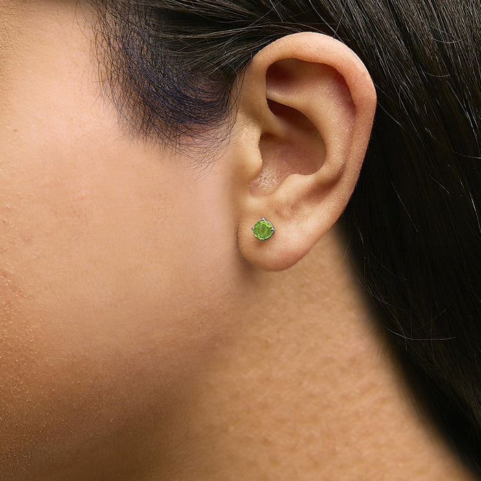 Aretes de botón solitarios con gema redonda de 5x5mm en oro de 14K, foto 28