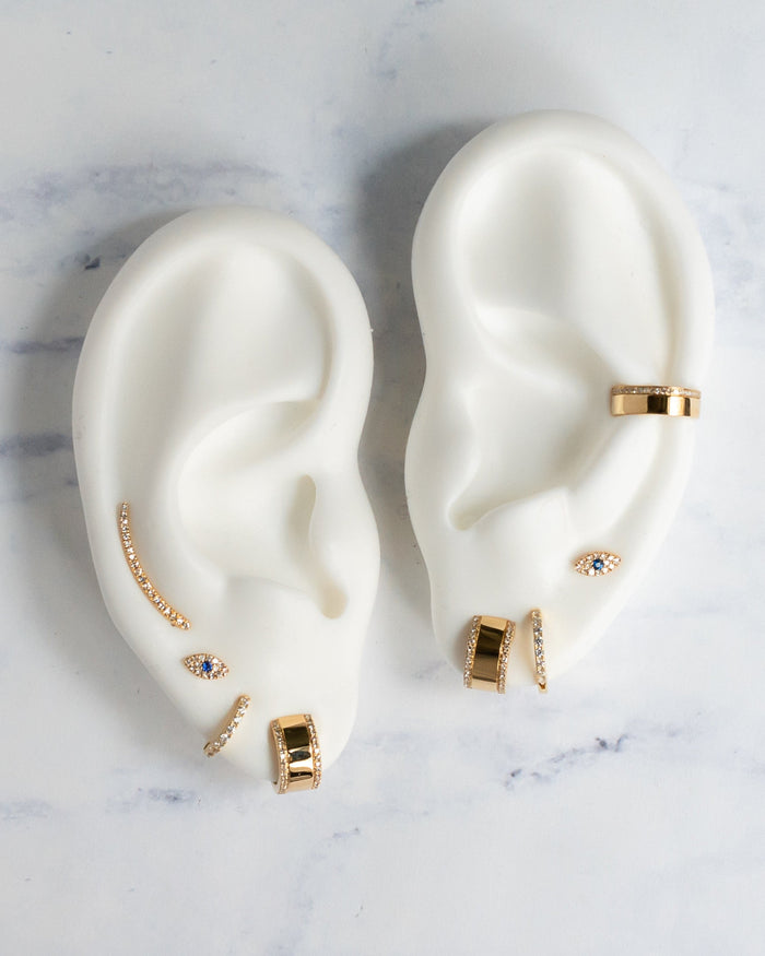 Aretes de aro huggie de diamantes en pavé en oro de 14K, foto 7