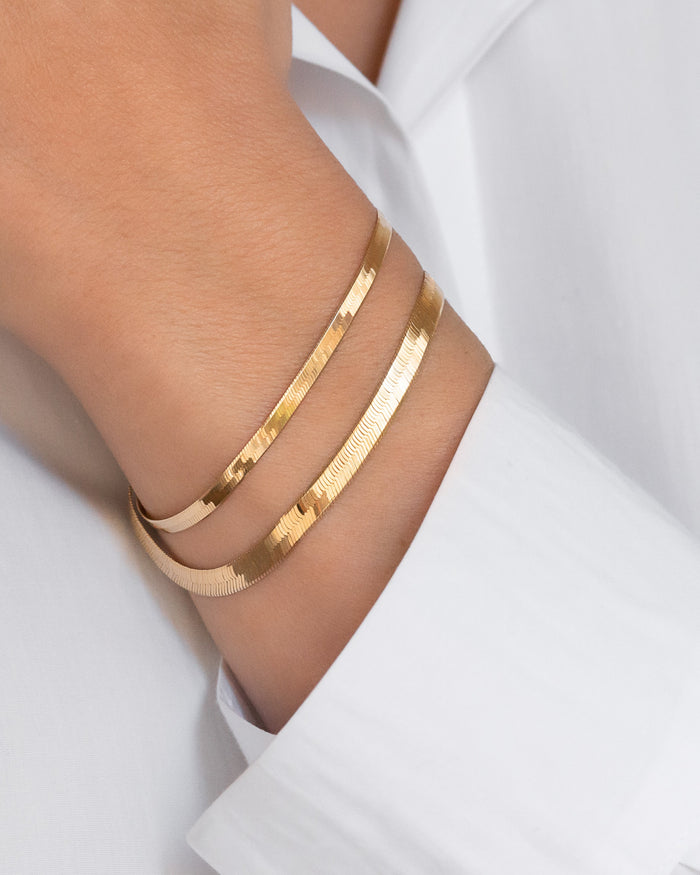 14K Gold Herringbone Bracelet, photo 9