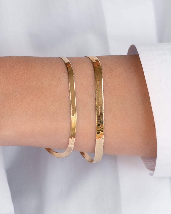 14K Gold Herringbone Bracelet, photo 8