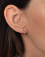Aretes de aro de hilo mini en oro de 14K, foto 3
