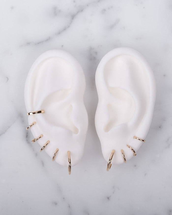 Aretes de aro huggie pequeños en oro de 14K, foto 11