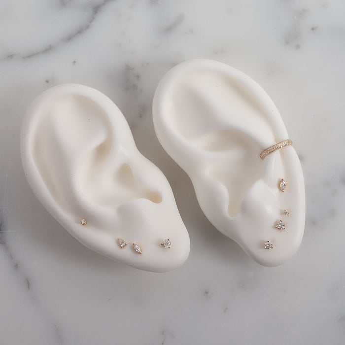Aretes de botón de diamante de tres garras en oro de 14K, foto 8