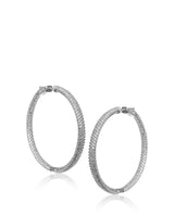 Aretes de aro con pavé de zirconias cúbicas en latón bañado en rodio