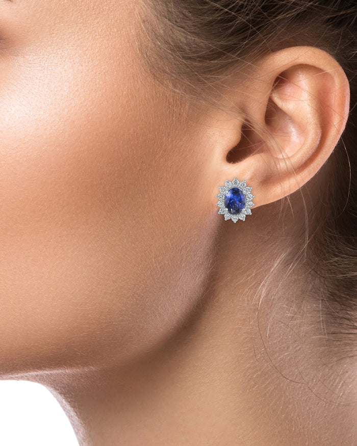 Aretes con halo y zirconia cúbica ovalada en latón bañado en rodio, foto 3