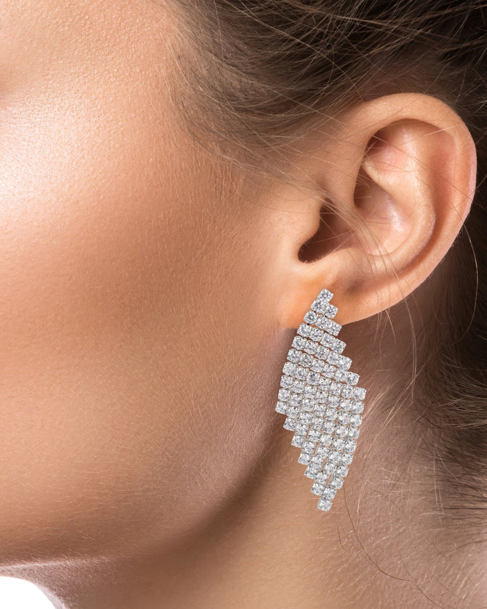 Aretes colgantes de malla con zirconias cúbicas redondas en latón bañado en rodio, foto 2