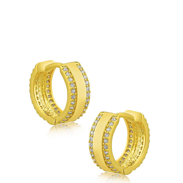 Aretes de aro Huggie con zirconias cúbicas en engaste micro pavé en latón bañado en oro de 18K, foto 1