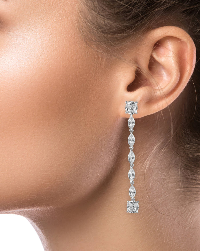 Aretes colgantes con zirconias cúbicas talla cojín y marquesa en latón bañado en rodio o en oro, foto 3