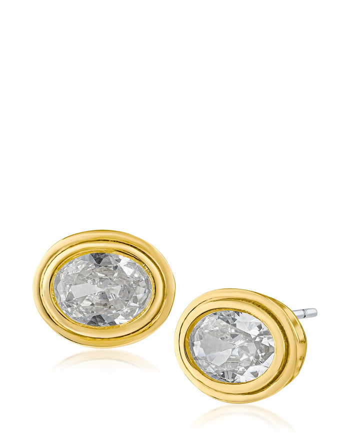 Aretes de botón de estilo vintage con zirconia cúbica ovalada en engaste de bisel en latón bañado en oro de 14K, foto 1
