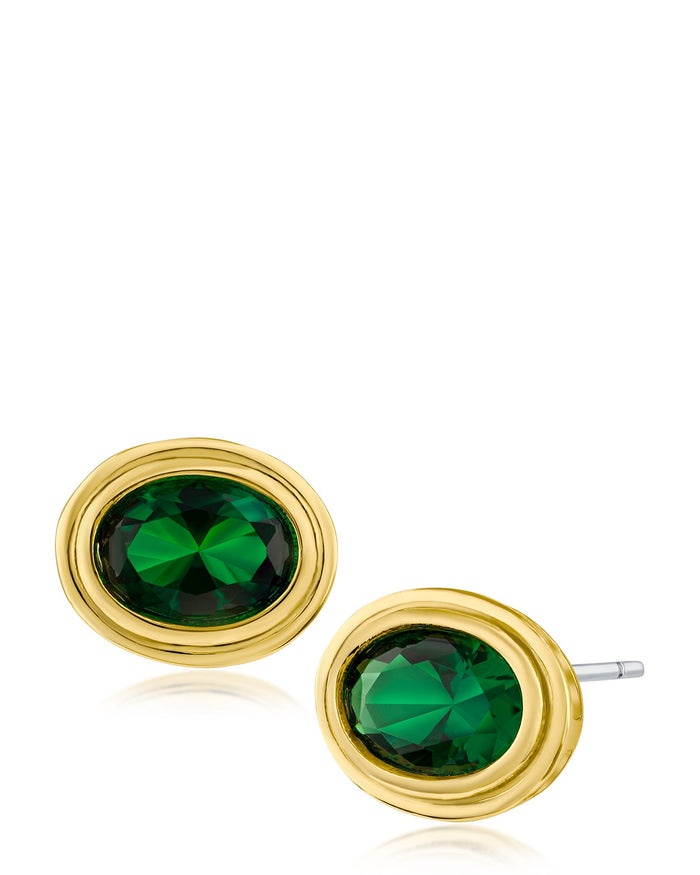 Aretes de botón de estilo vintage con zirconia cúbica ovalada en engaste de bisel en latón bañado en oro de 14K, foto 2