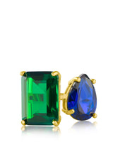 Anillo abierto con zirconias cúbicas pera y verdes en latón bañado en oro de 14K