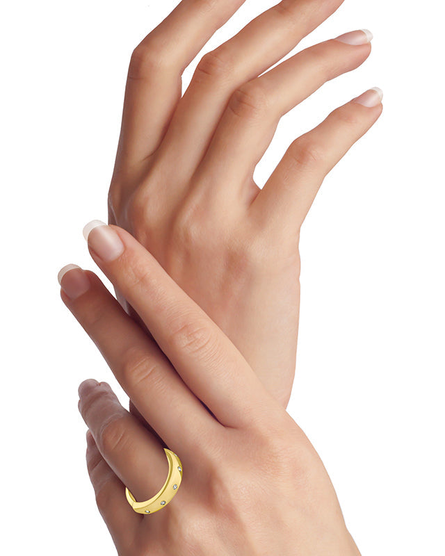 Round Cubic Zirconia Inlay Half Thin Half Thick Ring in 14K Gold-Plated Brass, photo 2