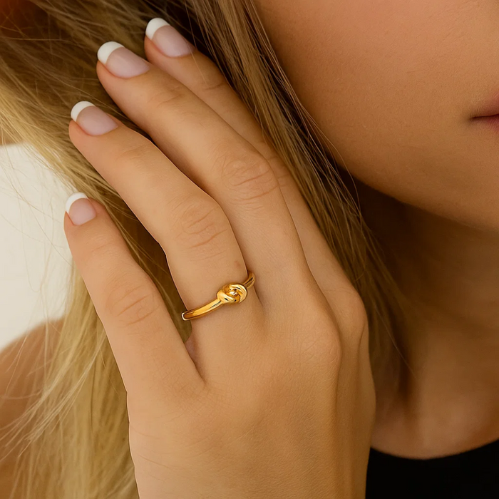 Dainty Love Knot Ring, photo 3