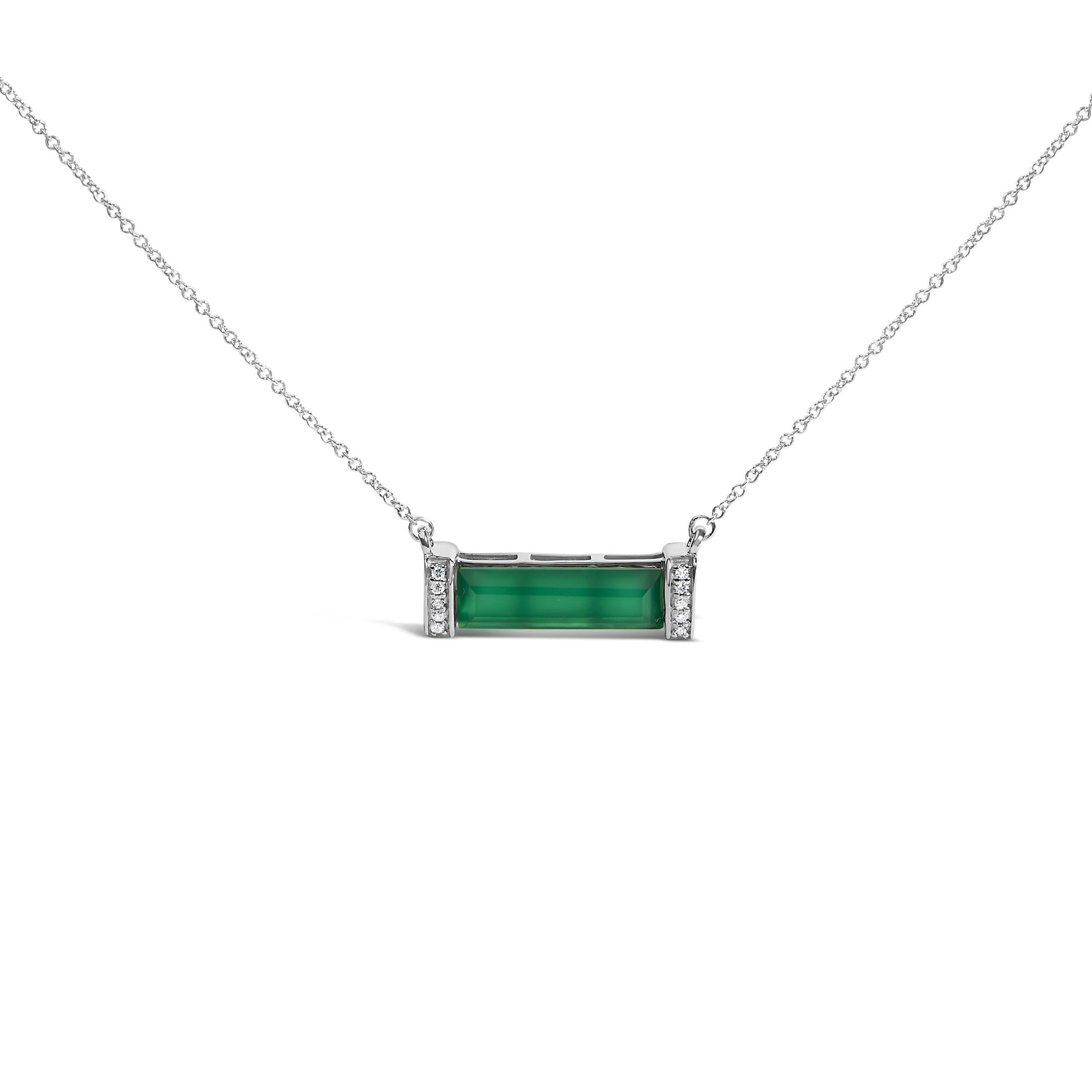 Collar con colgante de barra con detalle de diamante y ágata verde en plata de ley, foto 1