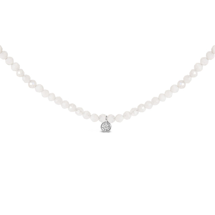 Collar de estaciones con cuentas de piedra de luna y detalle de diamante en plata de ley, foto 1