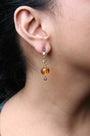 Aretes de botón colgantes con diamantes de 2/3 ct. p.t. y bola de citrino amarillo de 25mm en oro amarillo de 18K, foto 3