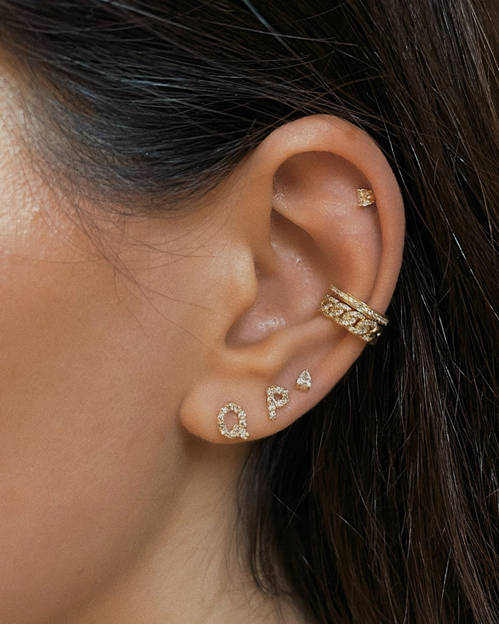 Arete de botón de diamante pera de tres garras en oro de 14K, foto 4