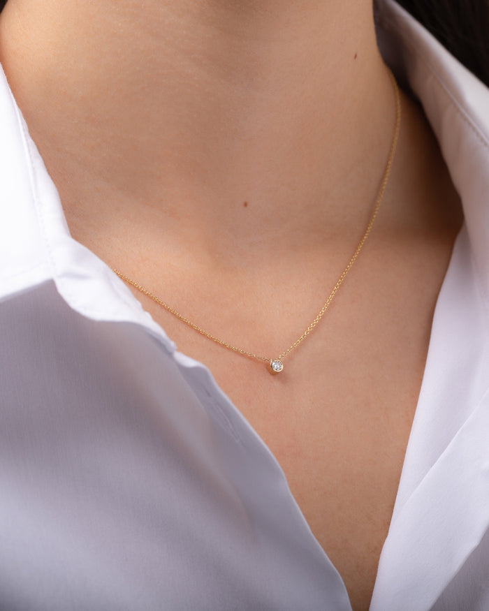 Collar con pequeño diamante en bisel en oro de 14K, foto 3