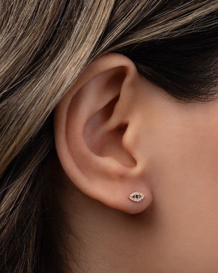 Arete de botón de ojo turco diminuto de diamantes en oro de 14K, foto 3