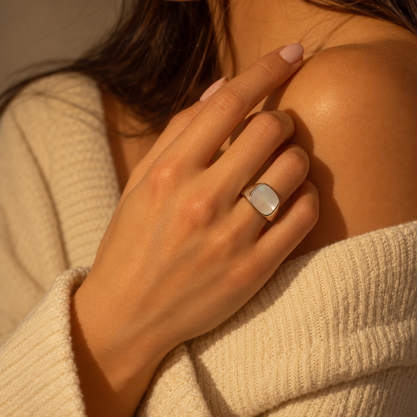 Kare Mother of Pearl Ring, photo 2