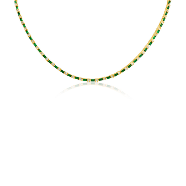 Collar tenis delgado con zirconias cúbicas baguette verdes en latón bañado en oro de 18K, foto 1
