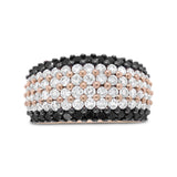 Anillo de banda de 6 hileras con diamantes blancos y negros tratados de 2 1/5 ct. p.t. en oro rosa de 18K