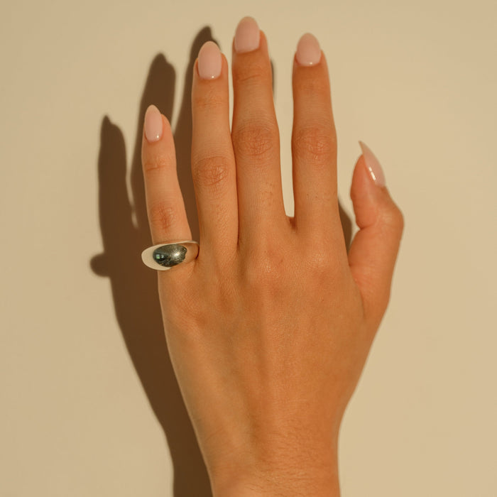Crescent Ring, photo 2