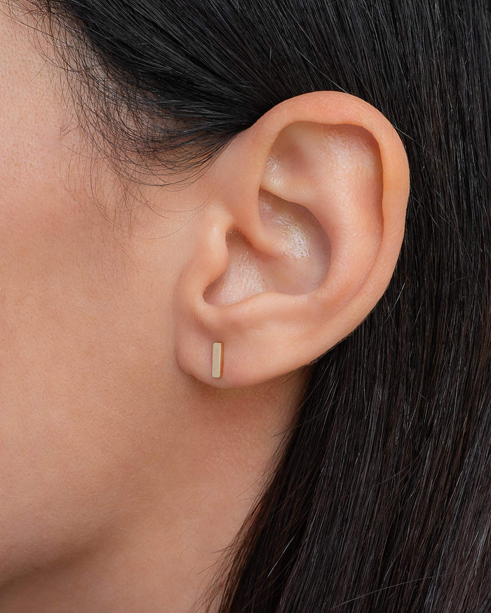 Aretes de botón de barra en oro de 14K, foto 2