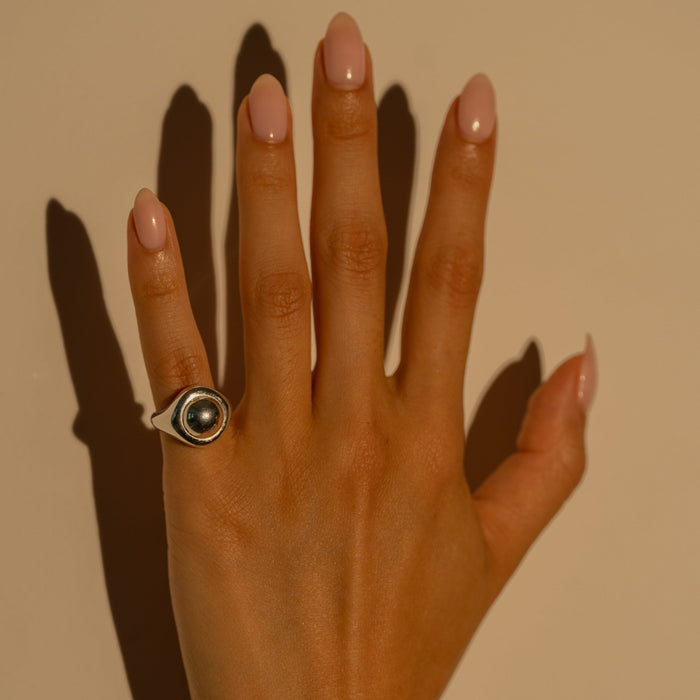 Iris Ring, photo 4