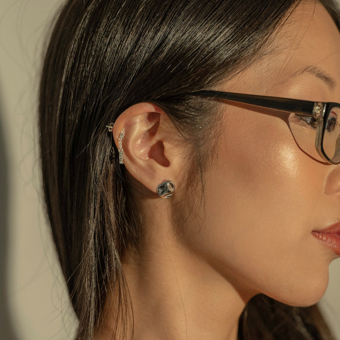 Aretes de botón Wink dispares, foto 2