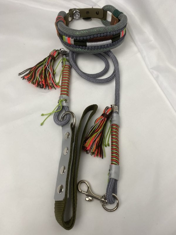 Premium Handmade Dog Collar & Leash Set Tau Rope in Silver & Green with Chrome Hardware & Red Touches